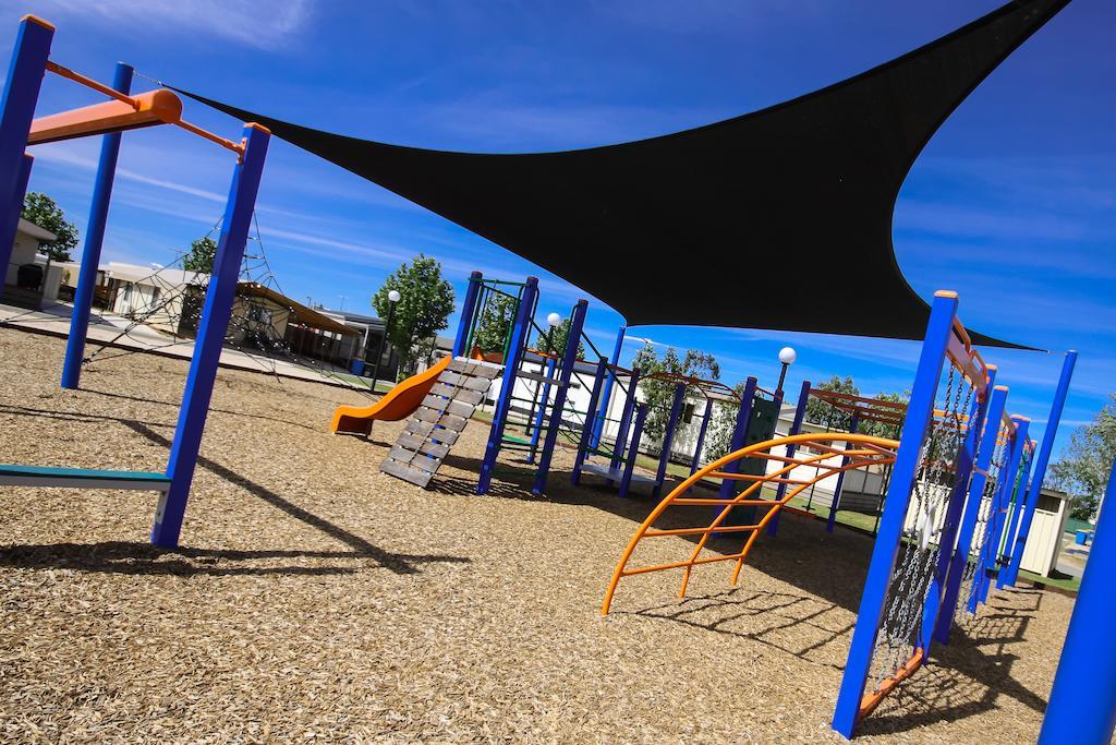 Sun Country Lifestyle Park Hotel Mulwala Eksteriør billede