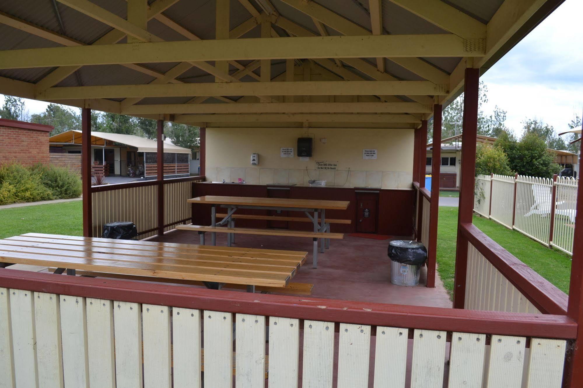 Sun Country Lifestyle Park Hotel Mulwala Eksteriør billede