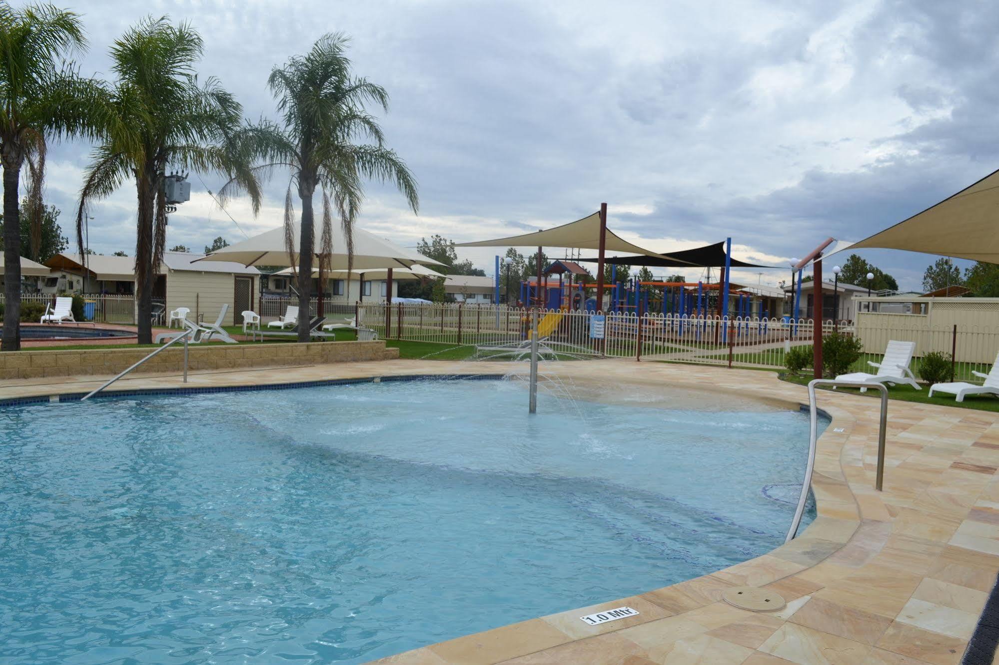Sun Country Lifestyle Park Hotel Mulwala Eksteriør billede